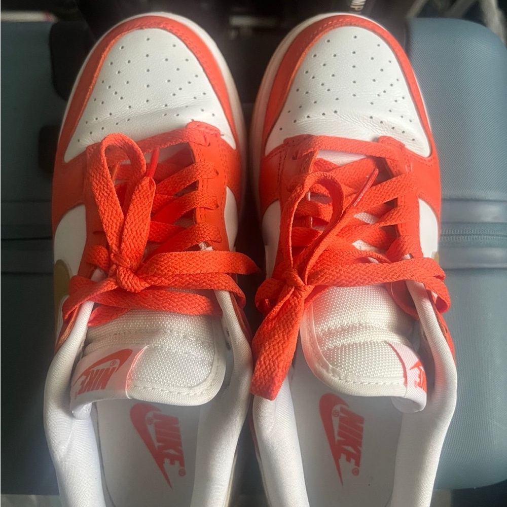 Nike low dunk orange university gold size 8 - Picture 5 of 13